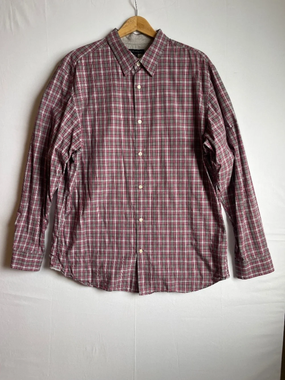 Banana Republic Men's Red Gray Plaid Cotton Long Sleeve Button Up Shirt XL